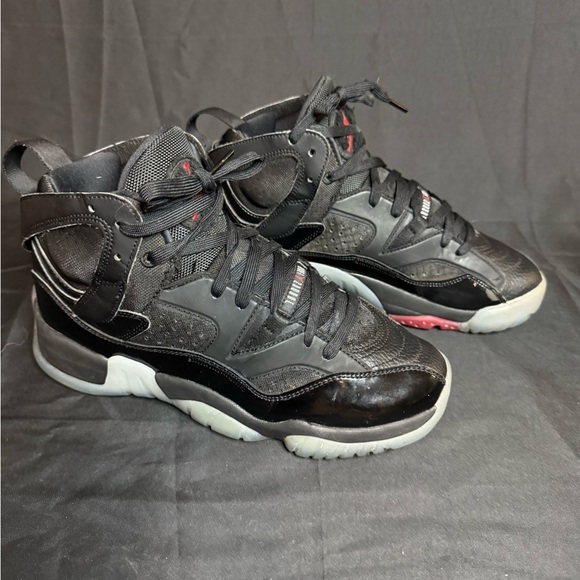 Jordan Jumpman Two Trey in Black and University Red - Picture 4 of 13